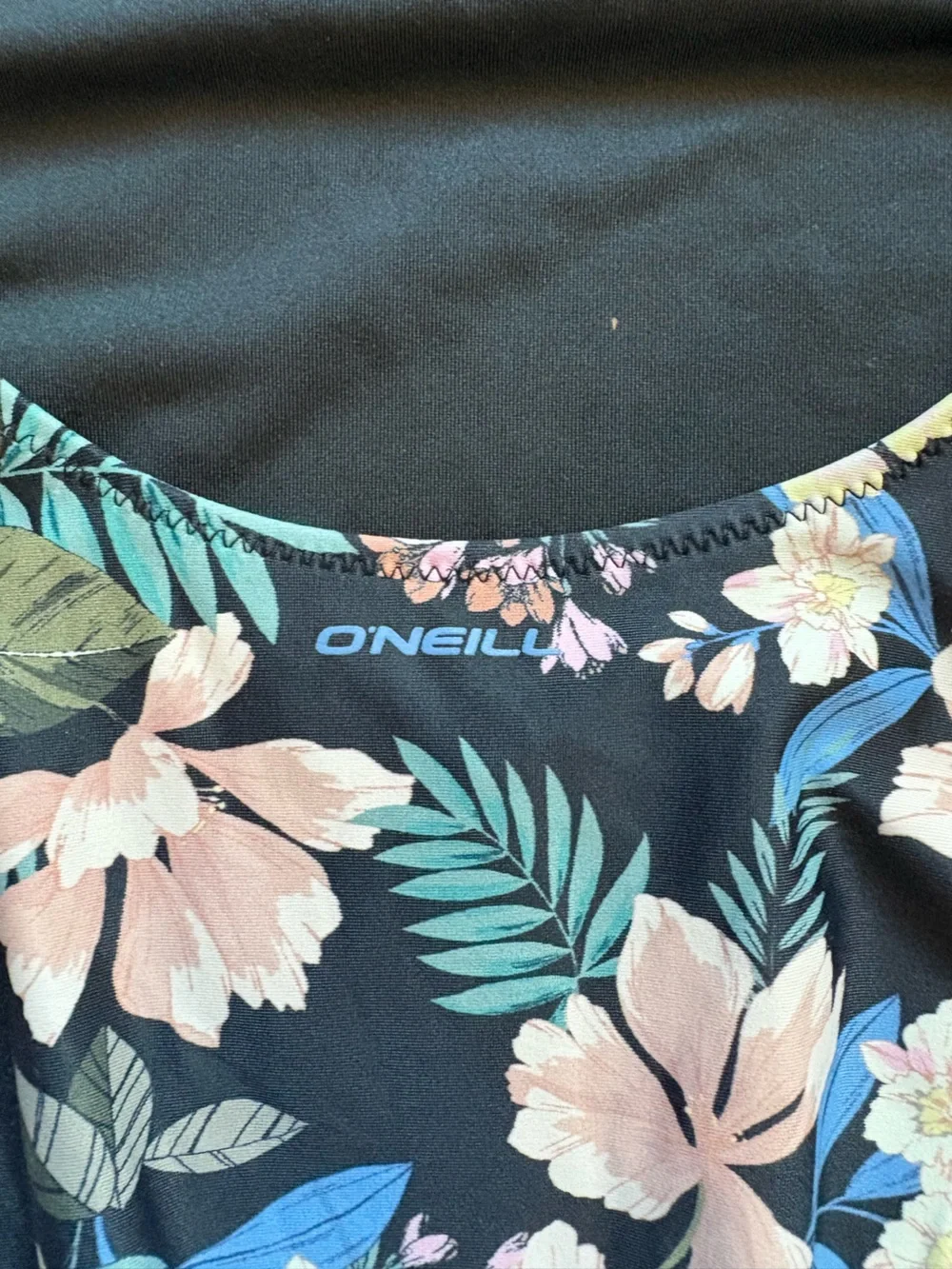 O’Neill Floral Black, Pink and Blue Rash Guard Swimsuit- size XL